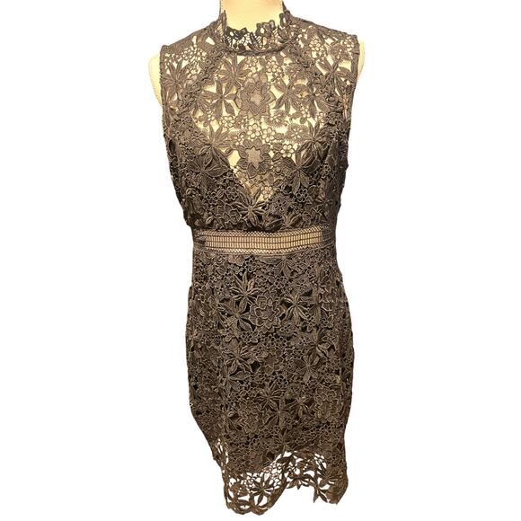 BARDOT PARIS LACE MIDI DRESS - Picture 2 of 3